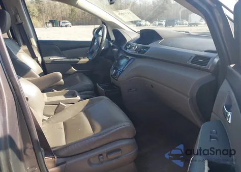 2015 Honda Odyssey Ex-L z USA, uszkodzony, nr VIN 5FNRL5H69FB096208